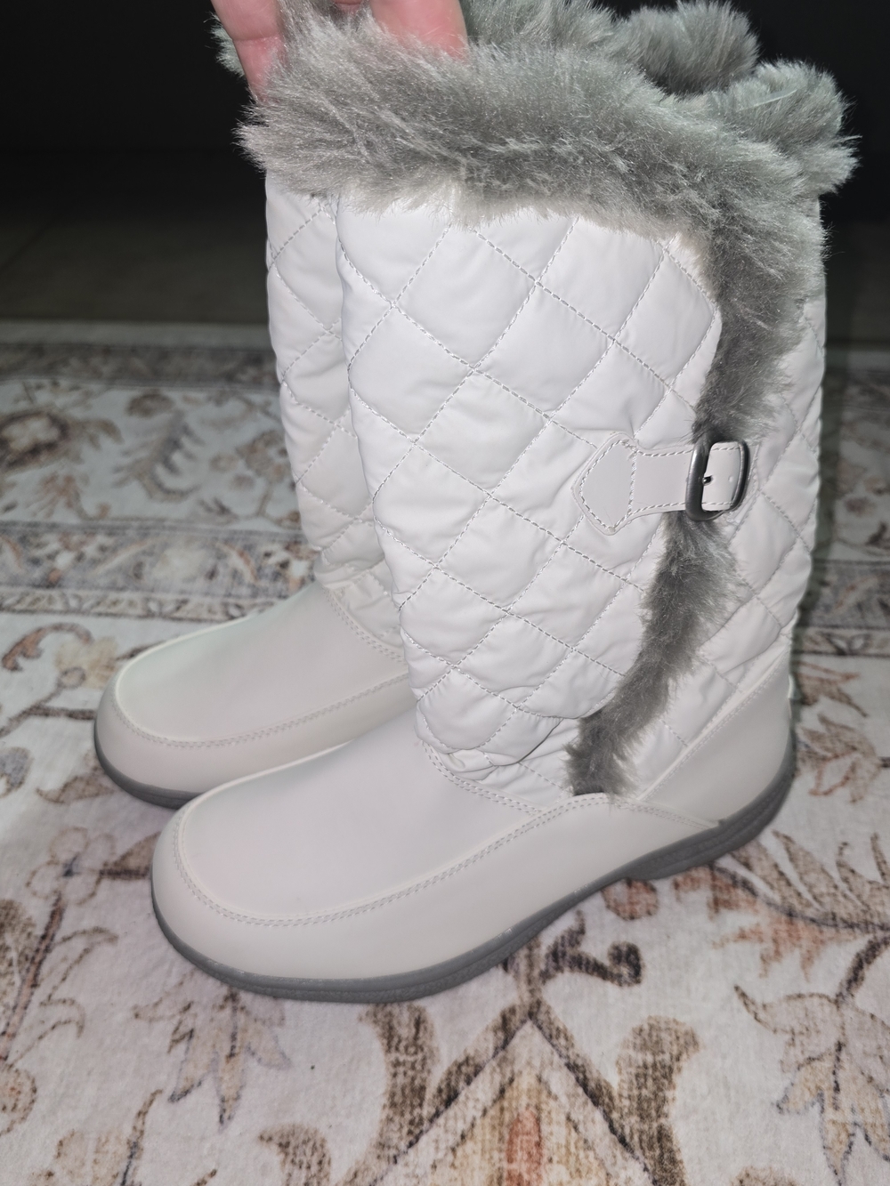London Fog Lennox White Quilted Faux Fur Waterproof Winter Boots